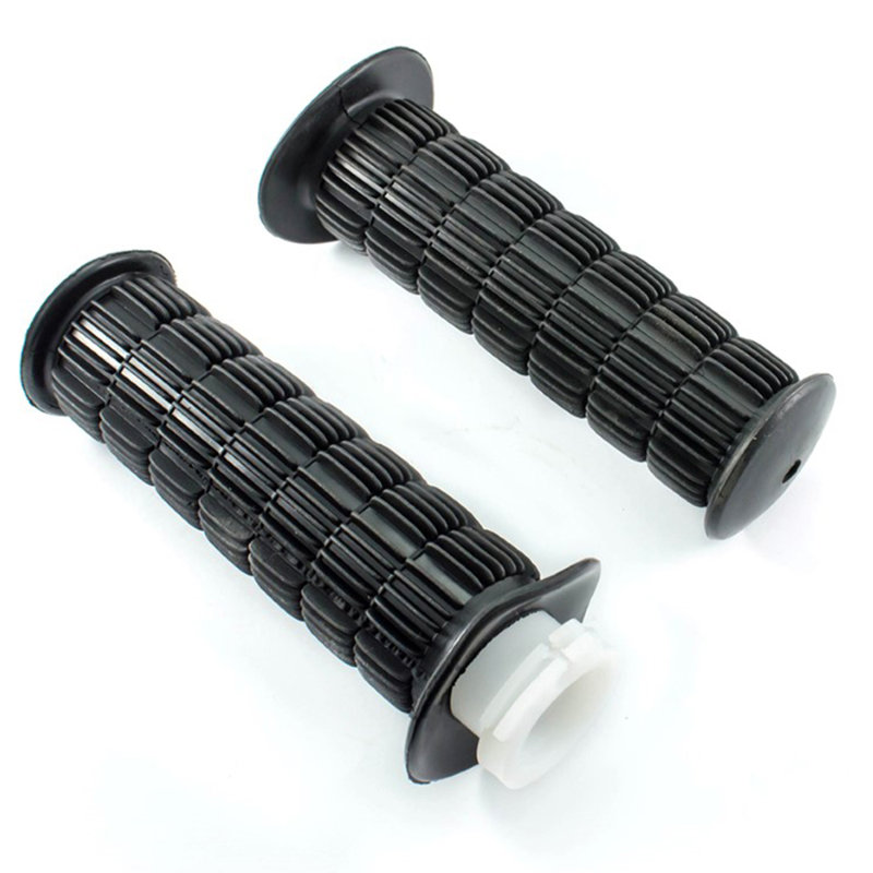 Stūres un gāzes rokturi 