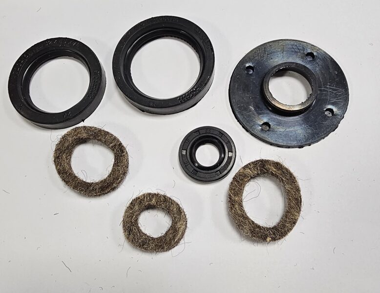 Ātrumkārbas blīvslēgu komplekts M72