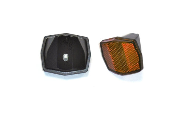 Aizmugurējais atstarotājs Tung TF-602A