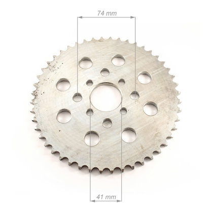 Aizmugurējais zobrats ATV 428 ķēdei